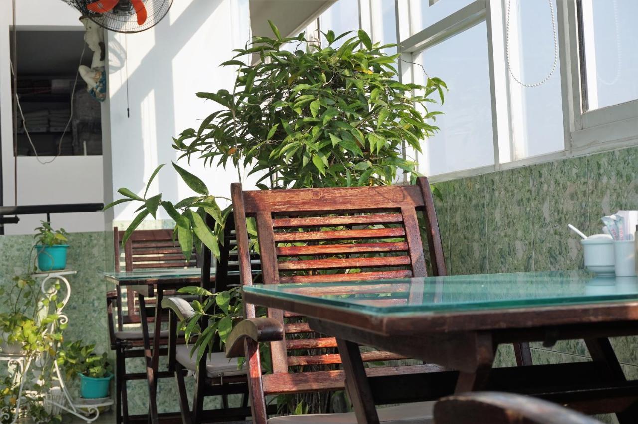 Green Suites Hotel Хошимин Екстериор снимка
