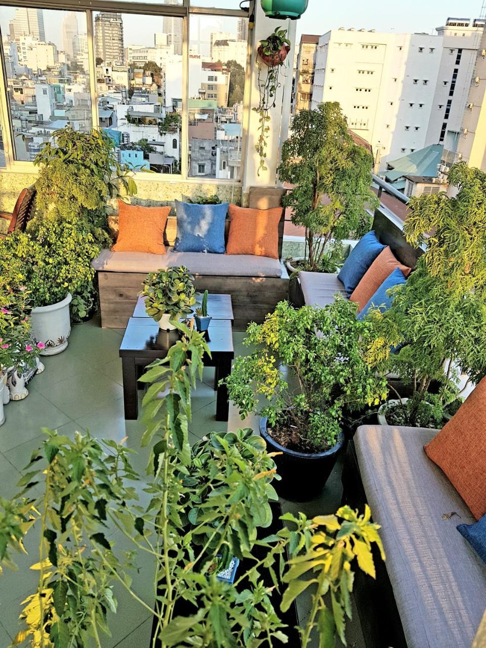Green Suites Hotel Хошимин Екстериор снимка